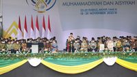 Potret Jokowi Buka Muktamar Muhammadiyah Usai Rela Pulang Duluan dari KTT APEC