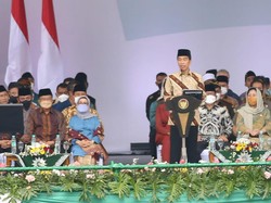 Jokowi: Berkat Muhammadiyah Aisyiyah, RI Jadi Titik Terang Dunia yang Muram