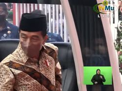 Jelang Pembukaan Muktamar, Jokowi Tiba di Manahan Naik Mobil Listrik