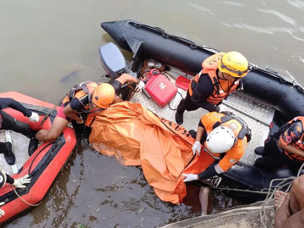 Hanyut 2 Hari, Pria yang Tenggelam di BKB Jakbar Ditemukan Tewas