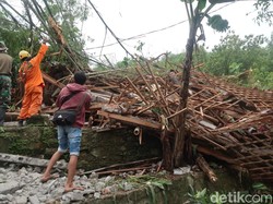 Cerita Haru Anak Korban Longsor di Gunungkidul: Ibu Mau Tolong Simbah