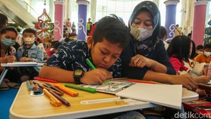 Ratusan Anak Adu Kreatif di Lomba Mewarnai