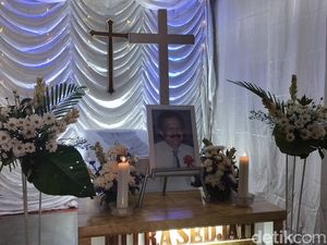 Aktor Senior Rudy Salam Dimakamkan di Salatiga, Begini Suasana Rumah Duka Aktor Senior Rudy Salam Dimakamkan di Salatiga, Begini Suasana Rumah Duka