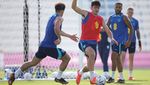 Qatar Panas Pol, Skuad Inggris Ngadem di Depan Kipas Angin