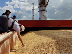 Ukraina-Rusia Sepakat Perpanjang 120 Hari Ekspor Gandum dari Laut Hitam