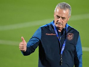 Pelatih Ekuador Minta Pemain Potong Kuku Gegara Satu Gol Dianulir VAR