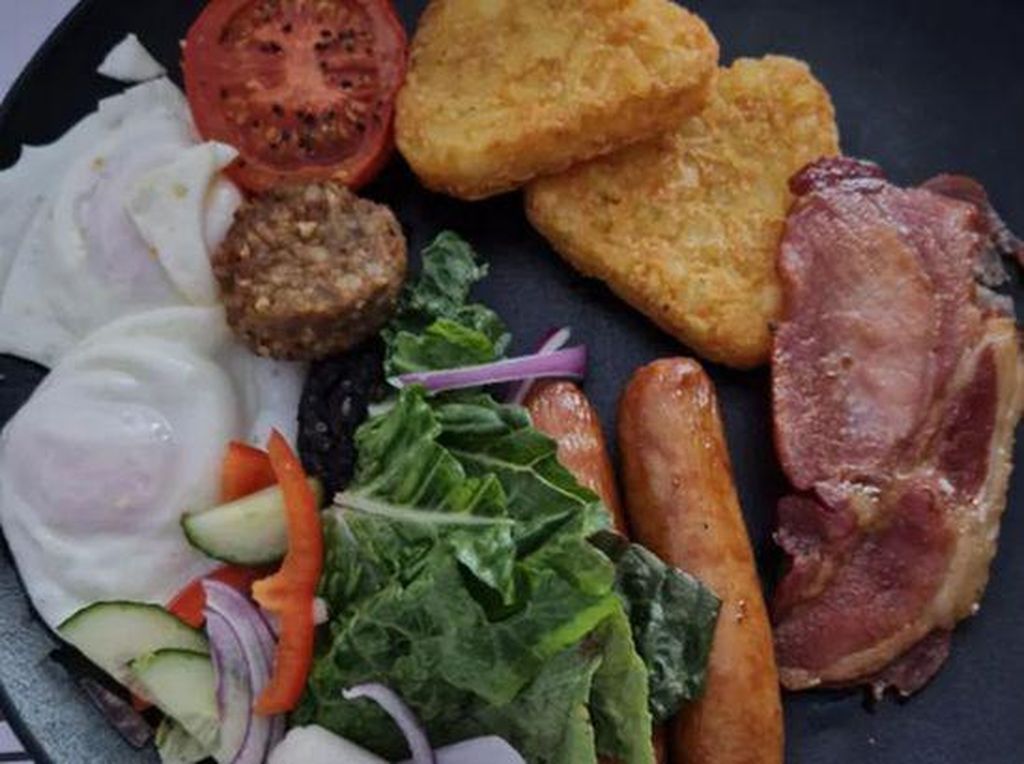 Beli Sarapan Rp 317 Ribu di Hotel, Pasangan Ini Kecewa Lihat Isinya Beli Sarapan Rp 317 Ribu di Hotel, Pasangan Ini Kecewa Lihat Isinya