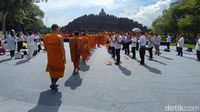 Biksu Sejumlah Negara Doa Bersama di Candi Borobudur