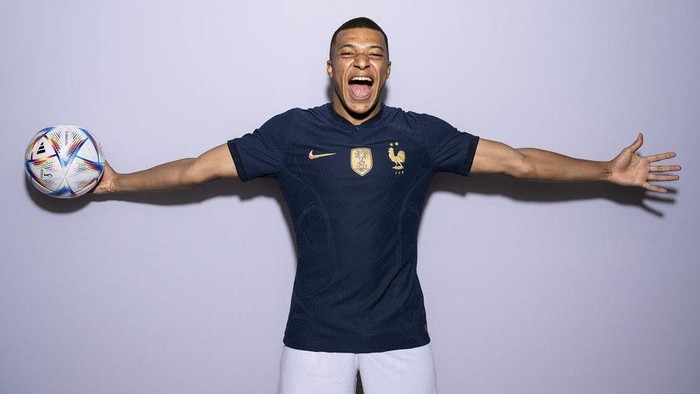Deretan Bintang Sepakbola Ini Siap Berlaga di Piala Dunia 2022 Deretan Bintang Sepakbola Ini Siap Berlaga di Piala Dunia 2022