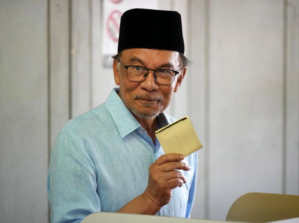 Hasil Pemilu Malaysia 2022: Saling Klaim Menang, Muncul Parlemen Gantung