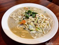 Uenak! 5 Bakmi Jawa yang Mlekoh Ini Ada di Bekasi