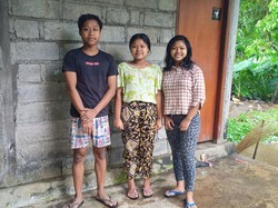 Nestapa 4 Bersaudara Yatim Piatu di Abang; Ibu Nikah Lagi-Ayah Meninggal