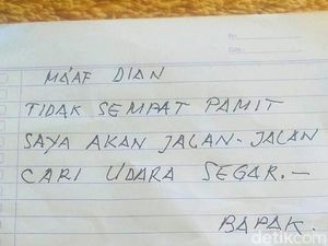 Pilu Lansia Banyuwangi Tinggalkan Surat Wasiat Sebelum Tewas Tertabrak KA Pilu Lansia Banyuwangi Tinggalkan Surat Wasiat Sebelum Tewas Tertabrak KA