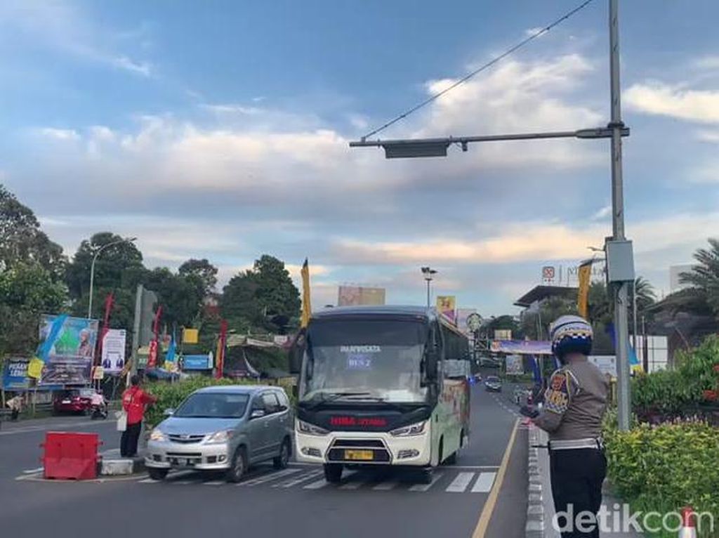 One Way Arah Jakarta Berakhir, Lalin Puncak Kembali Berlaku 2 Arah