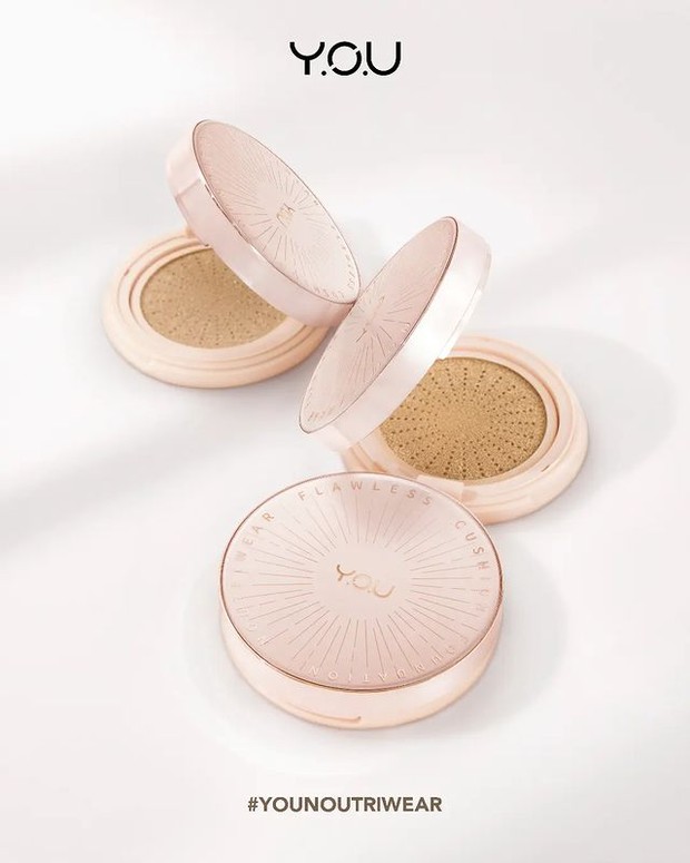 YOU Noutriwear+ Flawless Cushion Foundation / foto: Instagram.com/youbeauty_idn YOU Noutriwear+ Flawless Cushion Foundation