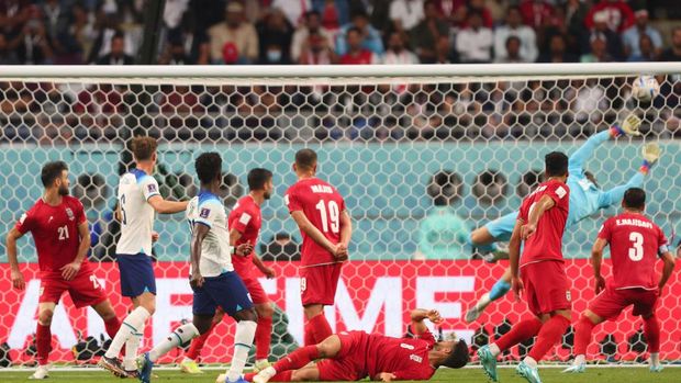 DOHA, QATAR - NOVEMBER 21: Bukayo Saka of England scores his team's second goal during the FIFA World Cup Qatar 2022 Group B match between England and IR Iran at Khalifa International Stadium on November 21, 2022 in Doha, Qatar. (Photo by Marc Atkins/Getty Images)