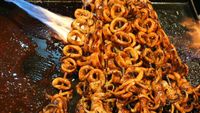 20 Sate Cumi dan Gurita Bakar Kenyal Gurih Ada di Sini!