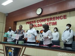 Muncikari Prostitusi Pasuruan-Sekap 19 Wanita Ternyata Pasangan Kumpul Kebo