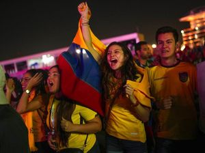 Begini Suasana Nobar Laga Pembuka Piala Dunia 2022 Qatar Vs Ekuador Begini Suasana Nobar Laga Pembuka Piala Dunia 2022 Qatar Vs Ekuador