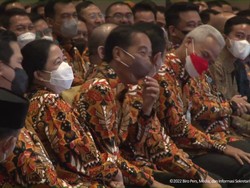 Gemetarnya Bahlil Lihat Puan-Ganjar, Disambut Gelak Tawa Jokowi
