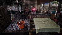Harga Kedelai Meroket, Perajin Tahu di Lebak Mogok Produksi
