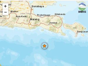 Jember Diguncang Gempa 3 Kali dalam Sehari Jember Diguncang Gempa 3 Kali dalam Sehari