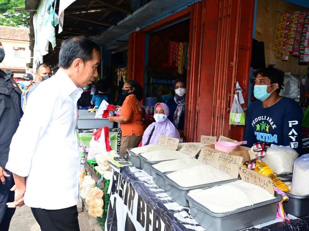 Dorongan Jokowi agar Masyarakat Kini Belanja, ke Konser, dan Wisata Dorongan Jokowi agar Masyarakat Kini Belanja, ke Konser, dan Wisata