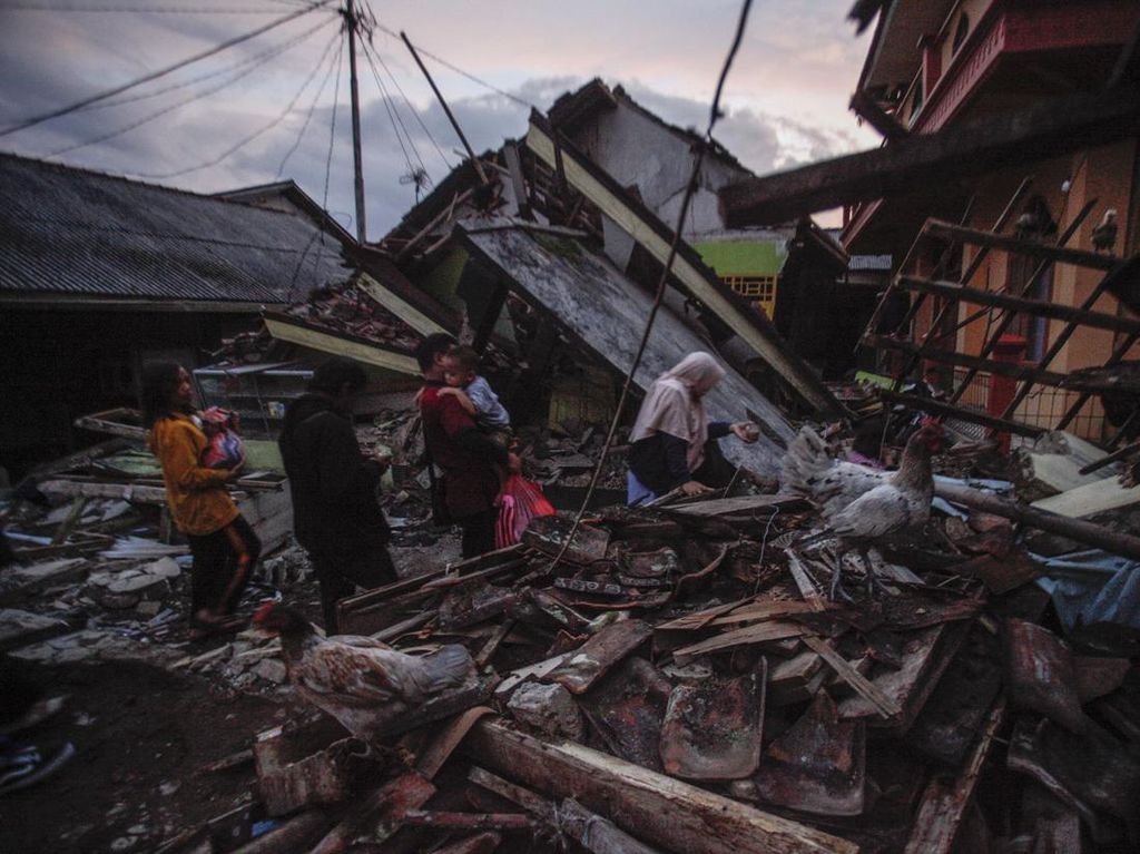 6 Fakta Gempa Cianjur M 5,6 Berujung 56 Orang Tewas-700 Terluka
