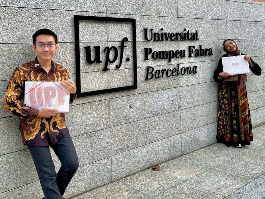 Kisah 3 Mahasiswa UB Kuliah di Spanyol-Singapura: Gegar Budaya-Jadi Relawan