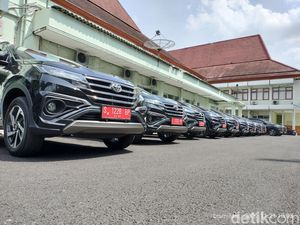 Mobil Dinas Baru Camat Bojonegoro Tiba, Pemkab Klaim Sudah Sesuai Aturan Mobil Dinas Baru Camat Bojonegoro Tiba, Pemkab Klaim Sudah Sesuai Aturan