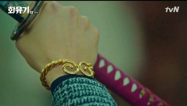 Potret gelang Geumganggo di drama A Korean Odyssey