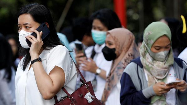 Potret Kepanikan Pegawai Gedung Bertingkat Saat Gempa Cianjur