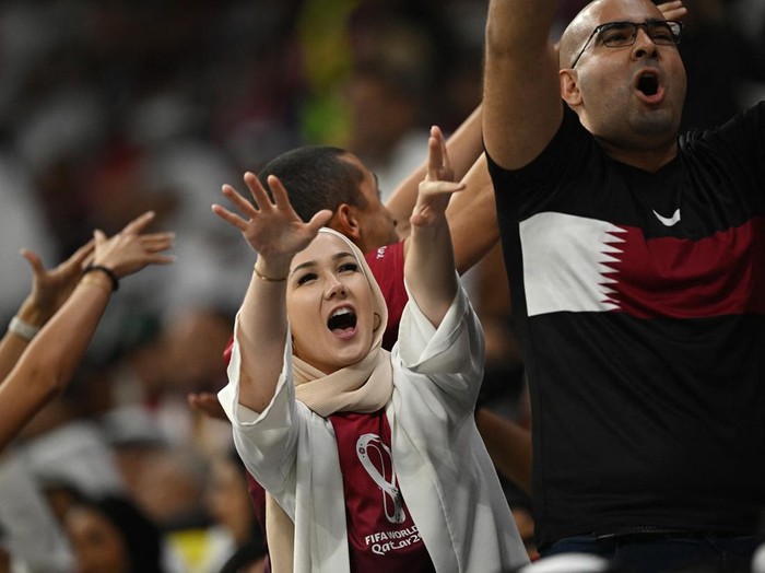 Soccer Football - FIFA World Cup Qatar 2022 - Group A - Qatar v Ecuador - Al Bayt Stadium, Al Khor, Qatar - November 20, 2022 Qatar fans inside the stadium before the match REUTERS/Dylan Martinez