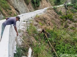 Jalan Rp 7 M Dibilang Ganjar Jelek, Bupati Kebumen: Sudah Sesuai Spesifikasi