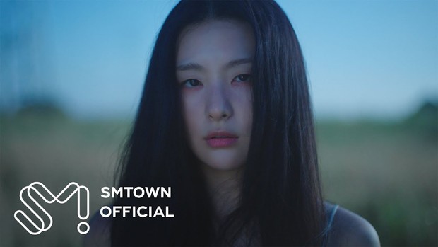 Seulgi Red Velvet dalam MV '28 Reasons' /Foto: Courtesy of SM Entertainment Foto: Courtesy of SM Entertainment