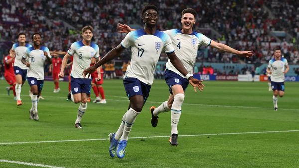 Three Lions Pesta Gol ke Gawang Iran 6-2