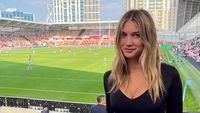 Foto 8 WAGs Timnas Inggris Ikut ke Qatar, Menginap di Kapal Pesiar Rp 18 T