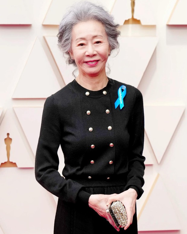 Youn Yuh Jung/ Foto : instagram.com/hook_entertainment/ Youn Yuh Jung/ Foto : instagram.com/hook_entertainment/