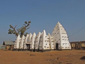 7 Fakta Masjid Usia 700 Tahun di Ghana: Makkah-nya Afrika Barat 7 Fakta Masjid Usia 700 Tahun di Ghana: Makkah-nya Afrika Barat