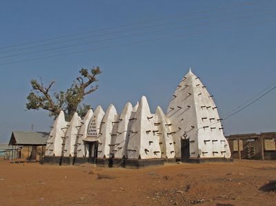 7 Fakta Masjid Usia 700 Tahun di Ghana: Makkah-nya Afrika Barat