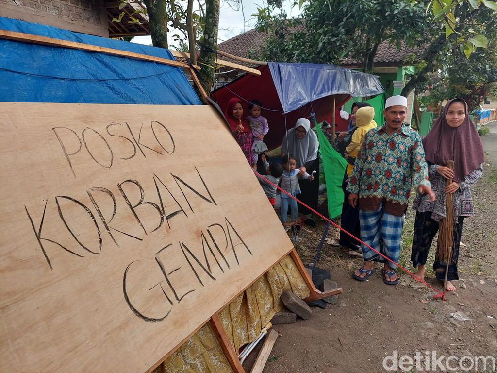 Gempa Cianjur, Polisi Karawang Kirim Ambulans-Perlengkapan Bayi