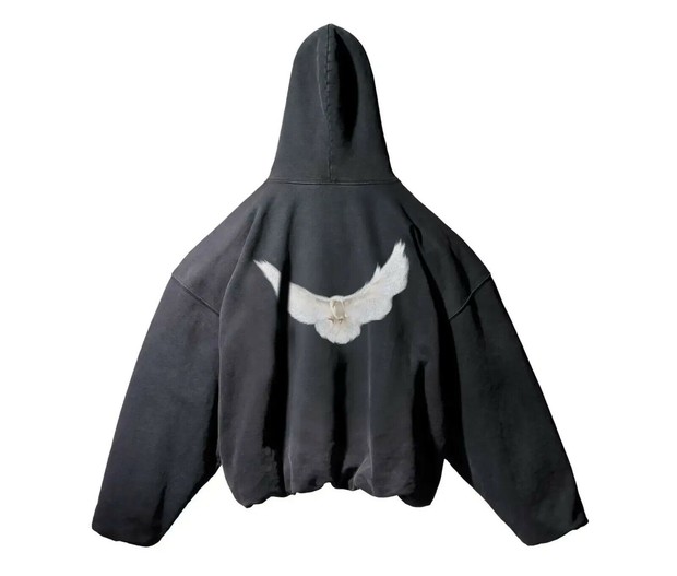 Foto: pinterest.com/eBay Dove hoodie YZY Gap Engineered by Balenciaga/