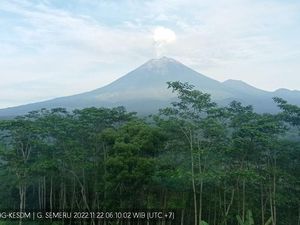 Gunung Semeru Erupsi, Baca Doa Ini agar Terlindung dari Bahaya