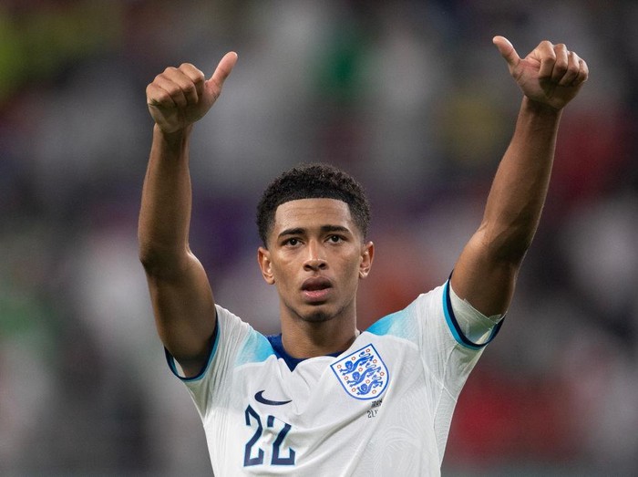 DOHA, QATAR - NOVEMBER 21: Jude Bellingham of England scores their teams first goal during the FIFA World Cup Qatar 2022 Group B match between England and IR Iran at Khalifa International Stadium on November 21, 2022 in Doha, Qatar. (Photo by Clive Brunskill/Getty Images)