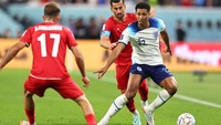 Bellingham juga lakukan 97 persen umpan sukses dan 13 umpan terbanyak ke sepertiga akhir lapangan (Getty Images)