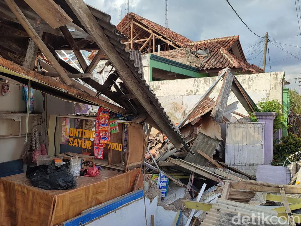 Cerita Ibu Hamil 9 Bulan Lari Selamatkan Diri Saat Gempa Cianjur