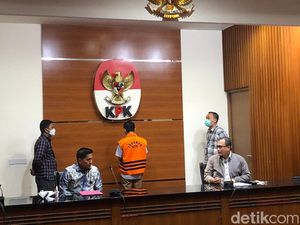 Ketua Harian DPD PAN Subang Segara Disidang di Kasus Mafia Anggaran Ketua Harian DPD PAN Subang Segara Disidang di Kasus Mafia Anggaran