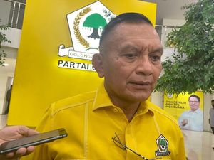 PDIP Maafkan Sekjen Golkar: Urus Rumah Tangga Parpol Masing-masing! PDIP Maafkan Sekjen Golkar: Urus Rumah Tangga Parpol Masing-masing!
