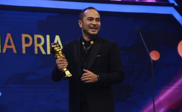 Gaya Busana Para Pemenang Indonesia Movie Actor Awards 2022