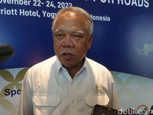 Saat Menteri PUPR Basuki Hadimuljono Jadi Drummer Kotak Saat Menteri PUPR Basuki Hadimuljono Jadi Drummer Kotak